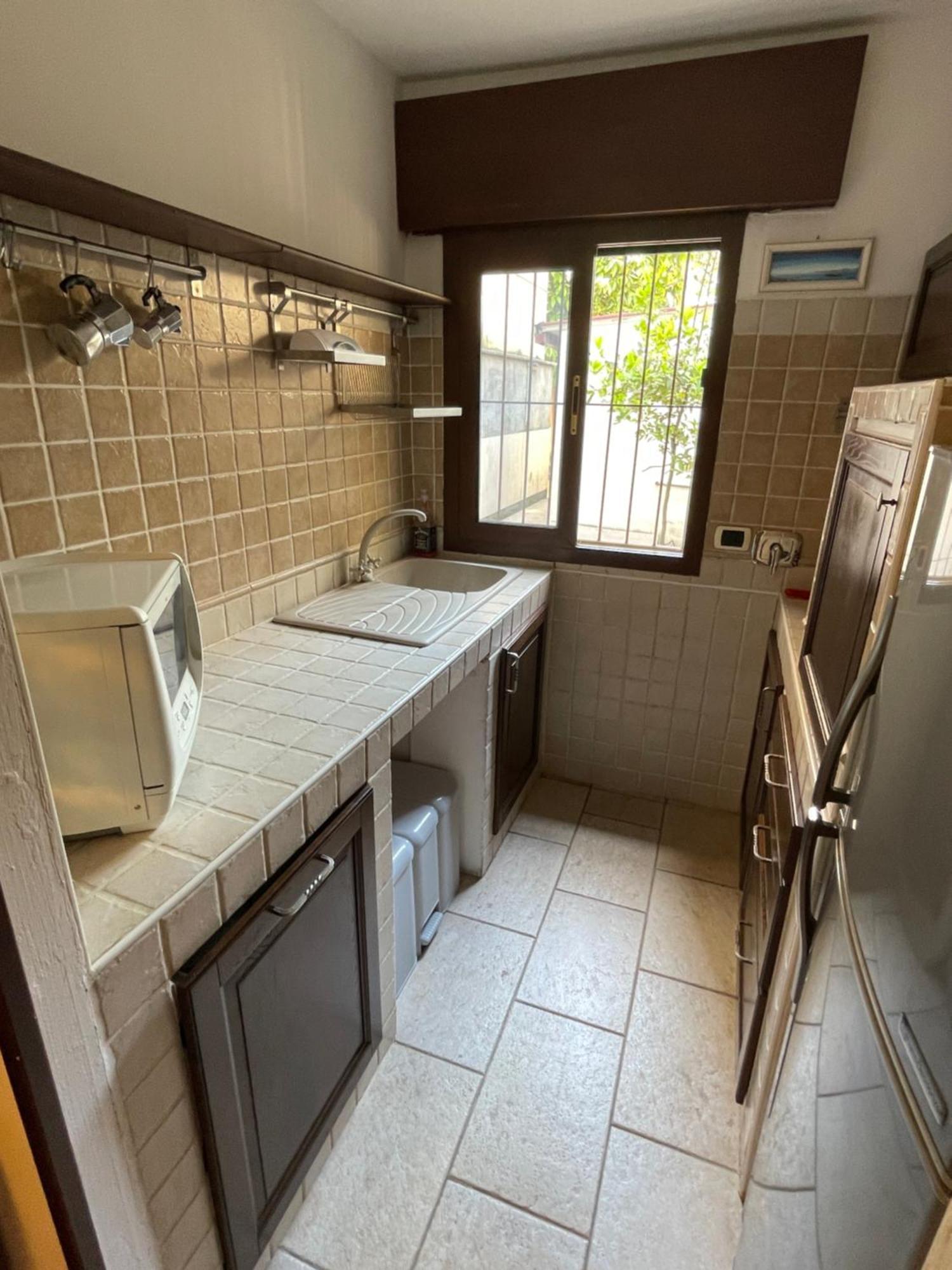House With Private Garden Apartment Рим Екстериор снимка
